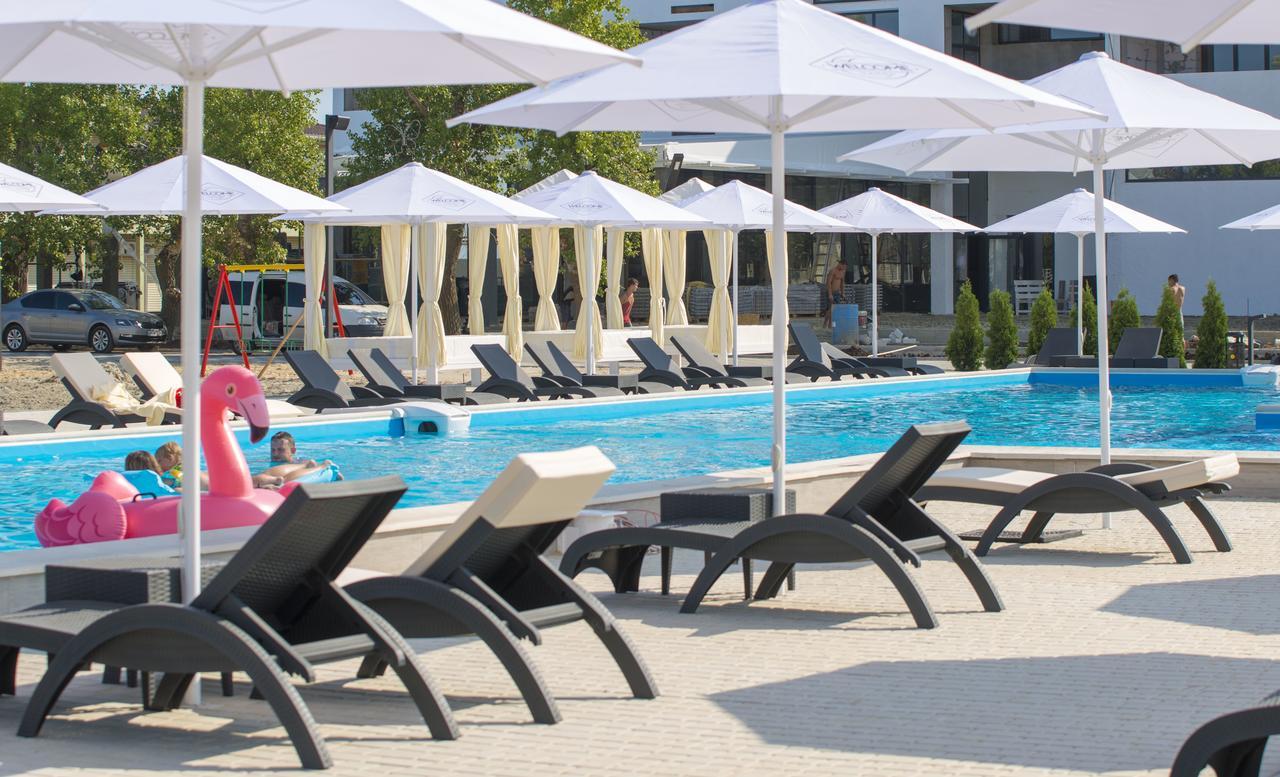 Welcome Summer Hotel Zatoka Ngoại thất bức ảnh